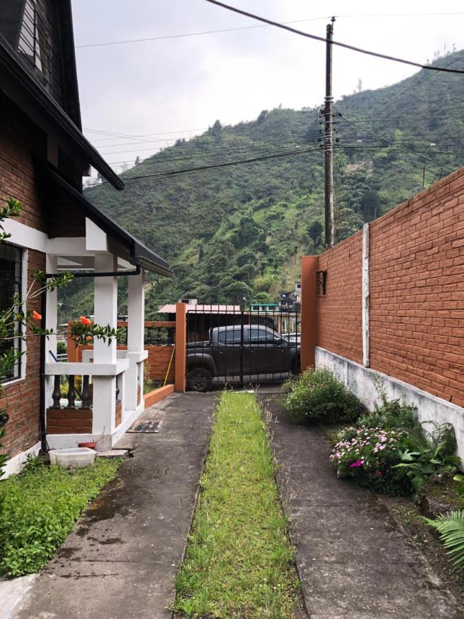באניוס Mountain Chalet - Tungurahua Hot Springs/Aguas Termales מראה חיצוני תמונה